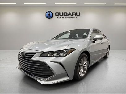 Used 2019 Toyota Avalon XLE w/ Moonroof Package