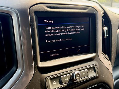 Used 2021 Chevrolet Silverado 2500 W/T w/ WT Convenience Package AWD/4WD image 22