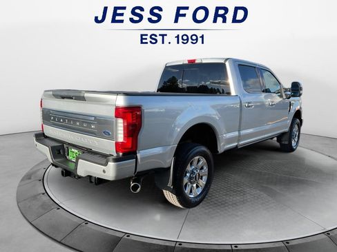 Used 2019 Ford F250 Platinum w/ Platinum Ultimate Package image 5
