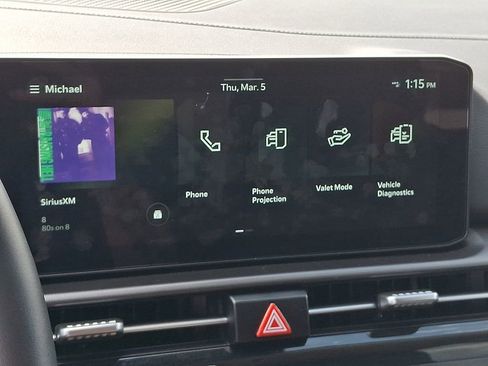 Used 2026 Kia Sportage EX w/ EX Panorama Roof Package image 17