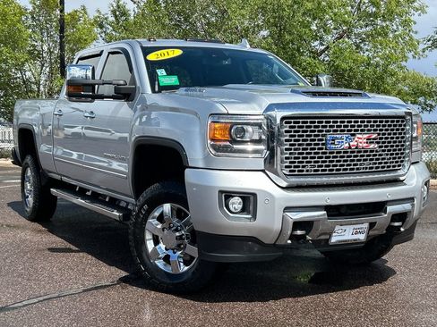 Used 2017 GMC Sierra 3500 Denali w/ Duramax Plus Package AWD/4WD image 35