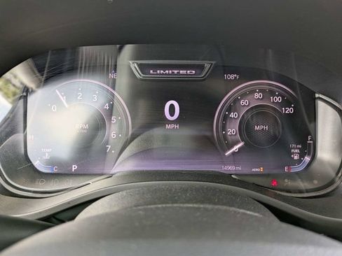Used 2025 RAM 1500 Limited AWD/4WD image 27