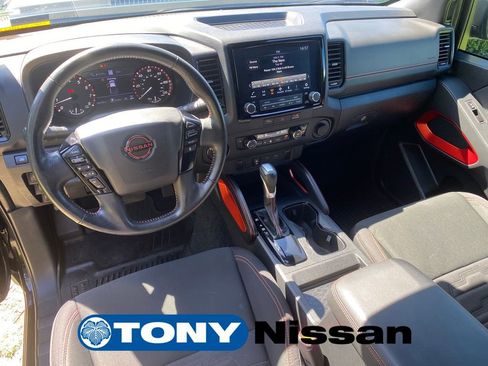 Used 2023 Nissan Frontier PRO-4X w/ Technology Package AWD/4WD image 12