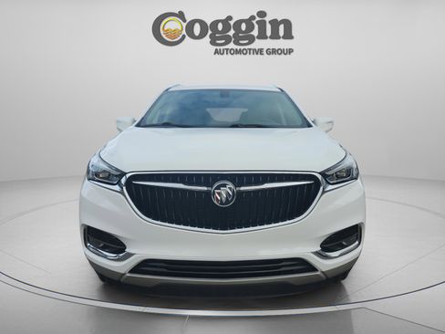 Used 2020 Buick Enclave Essence w/ Sound and Sites Package image 8