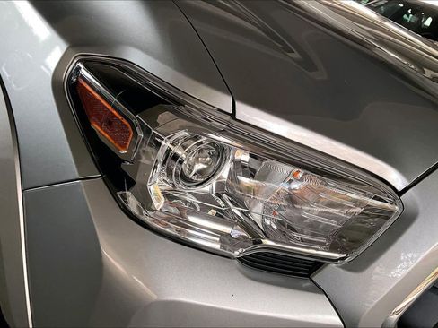 Used 2023 Toyota Tacoma SR5 image 27