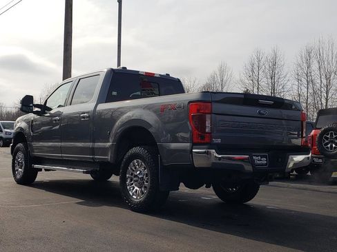 Used 2021 Ford F350 XLT w/ XLT Premium Package image 8