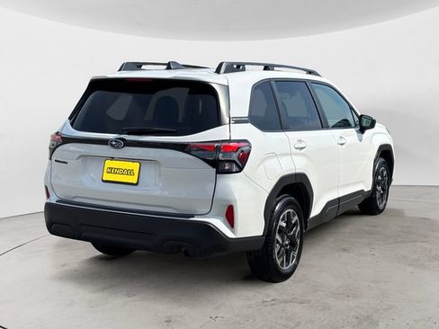 Certified 2025 Subaru Forester Premium AWD/4WD image 5