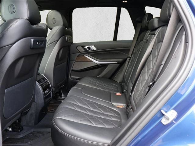 Used 2023 BMW X5 xDrive40i w/ Premium Package AWD/4WD image 23