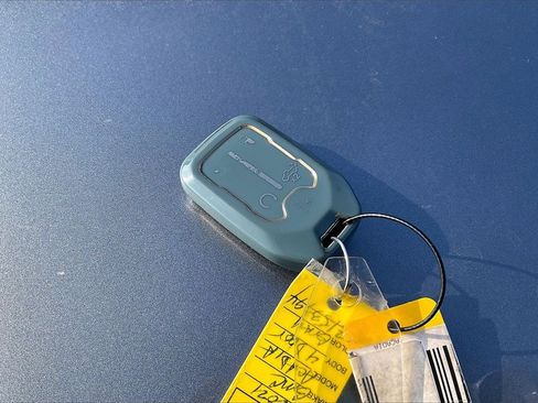 Used 2021 GMC Acadia Denali w/ Denali Technology Package image 37