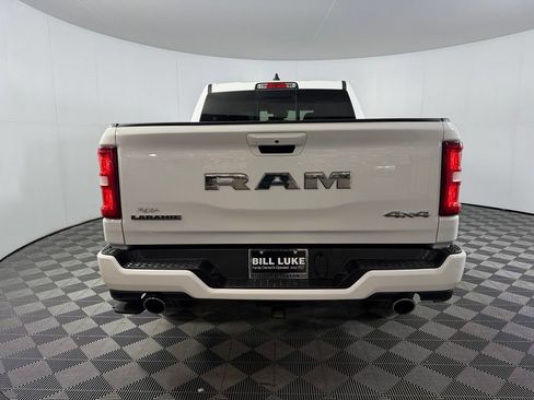 Used 2025 RAM 1500 Laramie w/ Sport Appearance Package AWD/4WD image 7