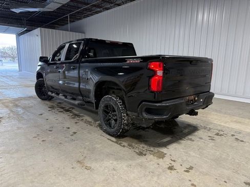 Used 2021 Chevrolet Silverado 1500 Custom Trail Boss w/ Midnight Edition image 4