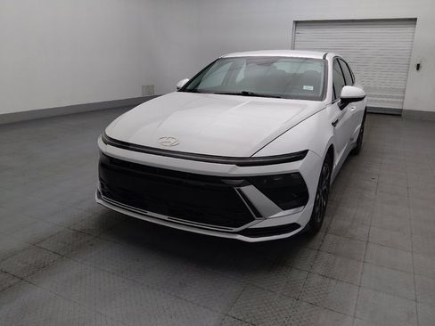 Used 2025 Hyundai Sonata SEL FWD image 15