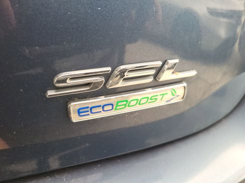 Used 2018 Ford Edge SEL w/ Equipment Group 201A FWD image 5