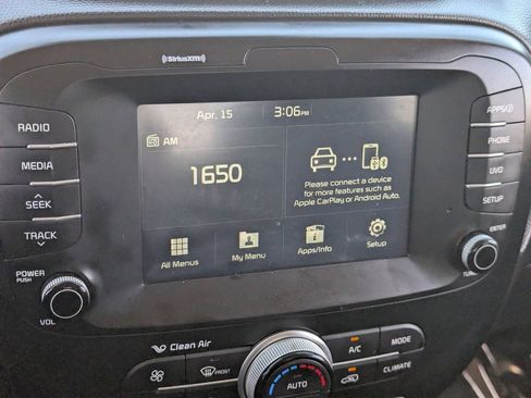 Used 2018 Kia Soul + image 24