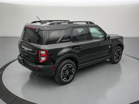 Certified 2025 Ford Bronco Sport Outer Banks w/ Outer Banks Tech Package+ AWD/4WD image 4