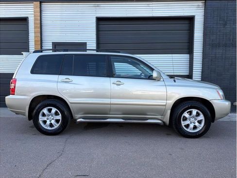 Used 2003 Toyota Highlander 4WD V6 image 11