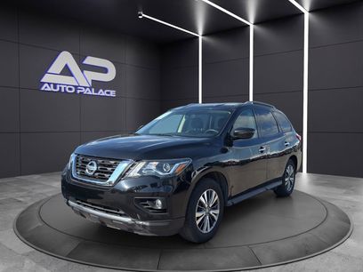 Used 2020 Nissan Pathfinder SV