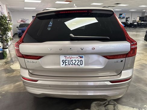 Used 2023 Volvo XC60 B5 Core AWD/4WD image 6