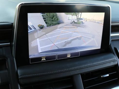 Used 2021 Chevrolet Tahoe LT AWD/4WD image 26