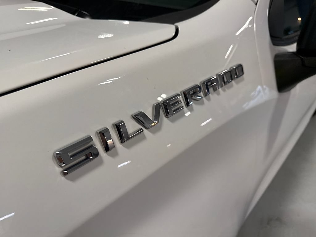 Used 2023 Chevrolet Silverado 1500 LT AWD/4WD image 54