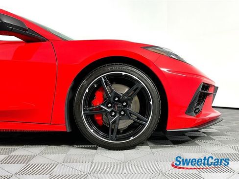 Used 2024 Chevrolet Corvette Stingray Preferred Conv w/ Z51 Performance Package RWD image 52