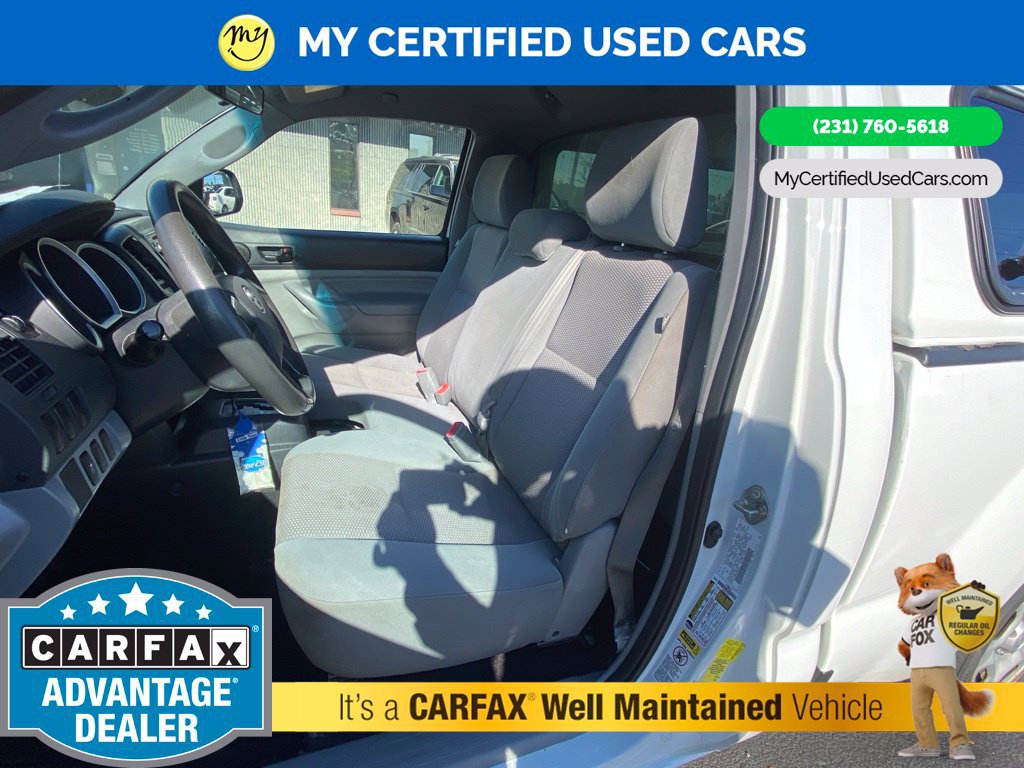 Used 2014 Toyota Tacoma 2WD Regular Cab image 11
