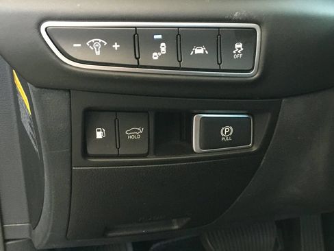 Used 2021 Genesis G90 3.3T Premium AWD/4WD image 20