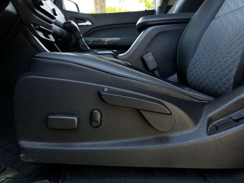 Used 2019 Chevrolet Colorado Z71 AWD/4WD image 25