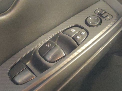 Used 2024 Nissan Sentra S FWD image 27