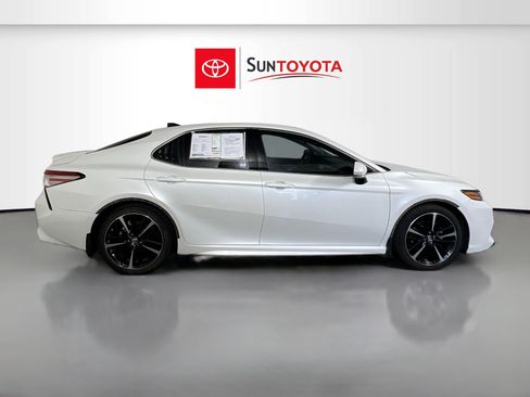 Used 2018 Toyota Camry XSE w/ Audio Package FWD image 2