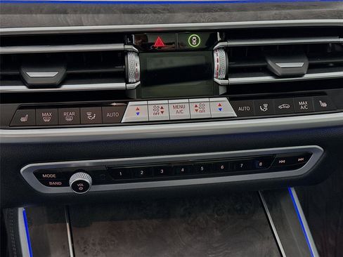 Used 2023 BMW X5 xDrive40i w/ Premium Package AWD/4WD image 9