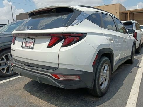 Used 2024 Hyundai Tucson SEL FWD image 3