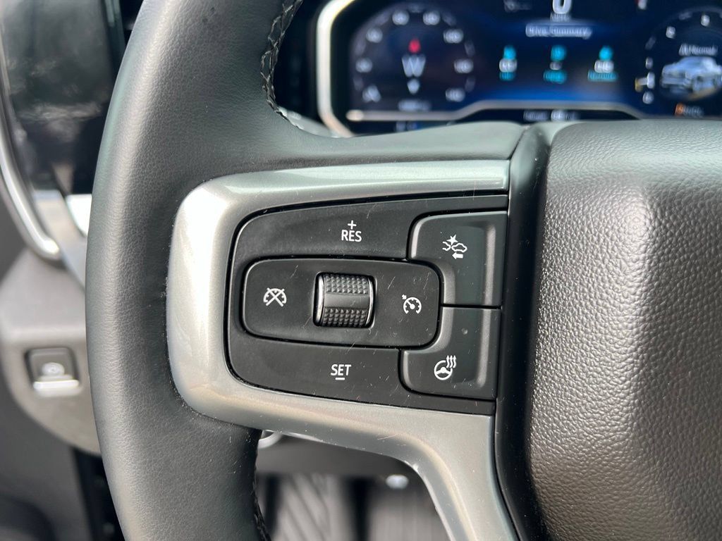 Used 2024 Chevrolet Silverado 1500 LT AWD/4WD image 43