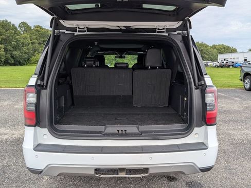 Used 2021 Ford Expedition Max Limited AWD/4WD image 31