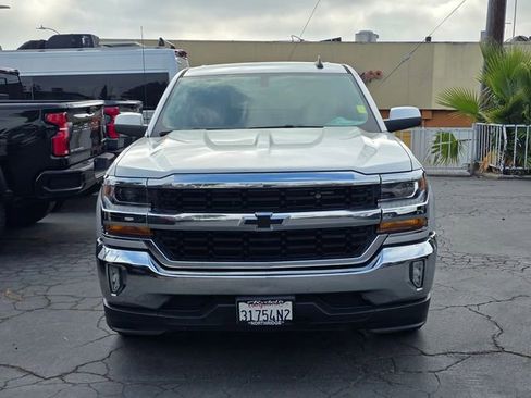 Used 2018 Chevrolet Silverado 1500 LT w/ All Star Edition RWD image 2