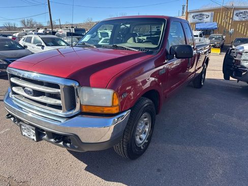 Used 2001 Ford F250 XL image 3