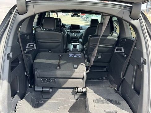 Used 2025 Honda Odyssey Sport-L image 41