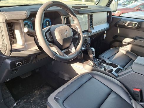 New 2026 Ford Bronco Outer Banks AWD/4WD image 7