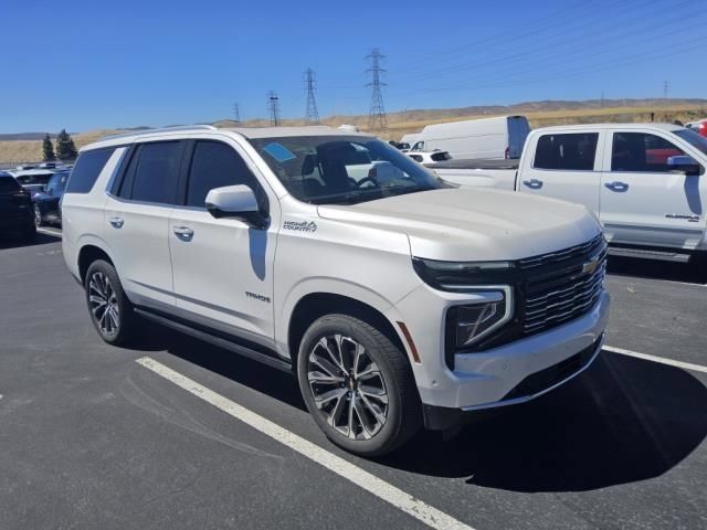 Used 2025 Chevrolet Tahoe High Country AWD/4WD image 8