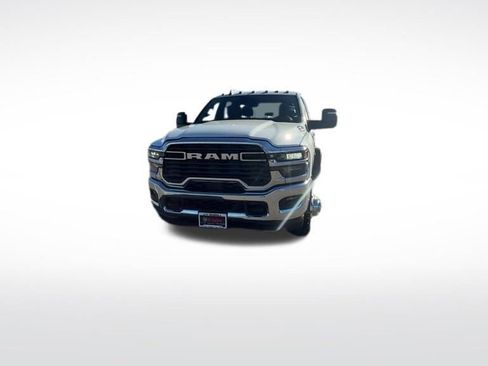 New 2026 RAM 3500 Tradesman image 39