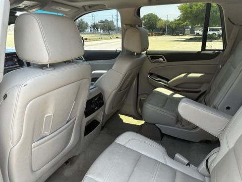 Used 2015 GMC Yukon Denali w/ Premium Package AWD/4WD image 26