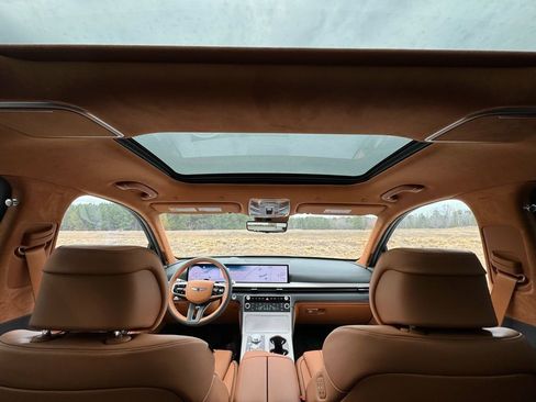 New 2026 Genesis GV80 3.5T Prestige image 3