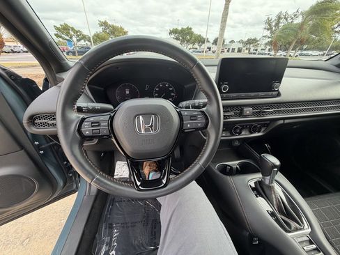 Certified 2023 Honda HR-V Sport image 11