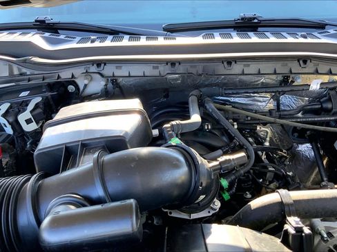 Certified 2025 Ford F250 XLT w/ 360-Degree Camera Package AWD/4WD image 31