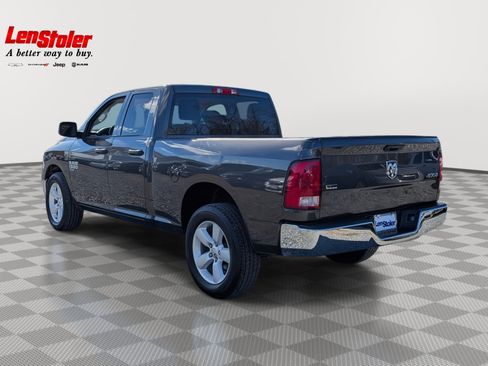 Used 2024 RAM 1500 Classic SLT image 3
