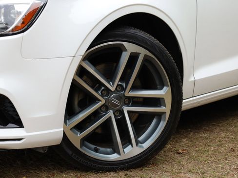 Used 2020 Audi A3 2.0T Premium image 18