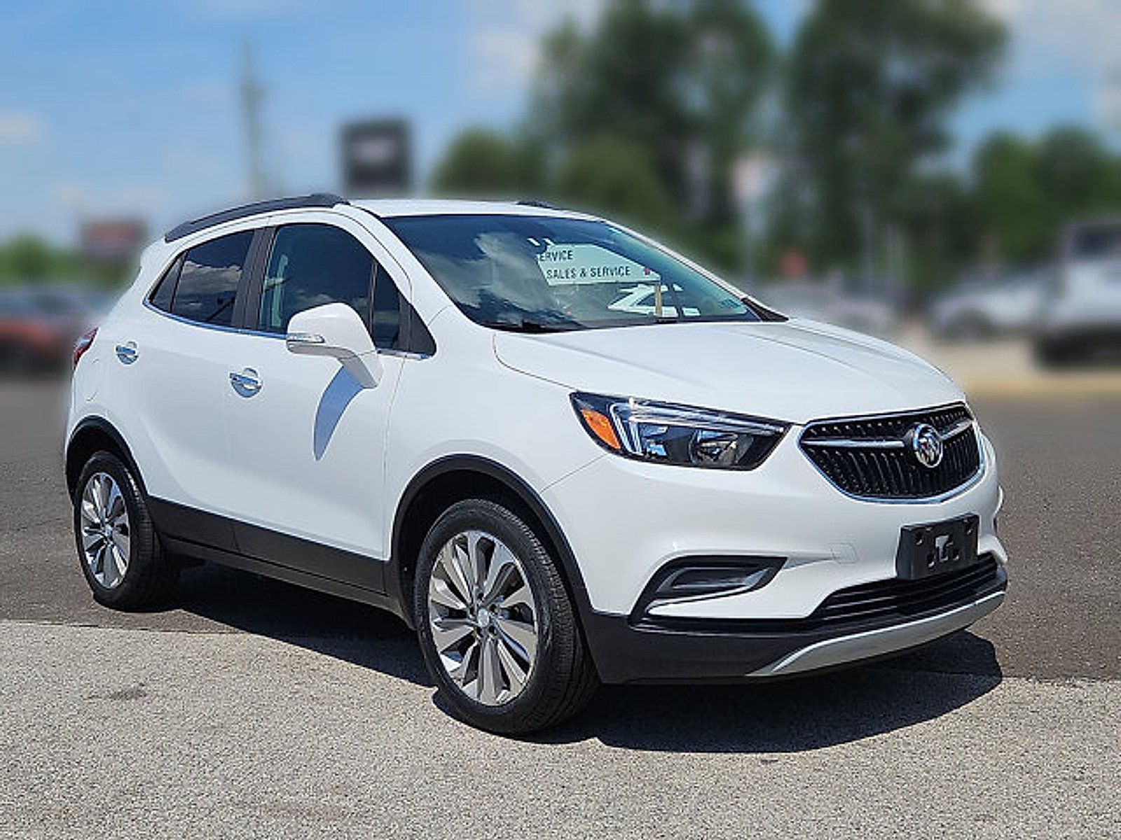 Used 2019 Buick Encore Preferred AWD/4WD image 1