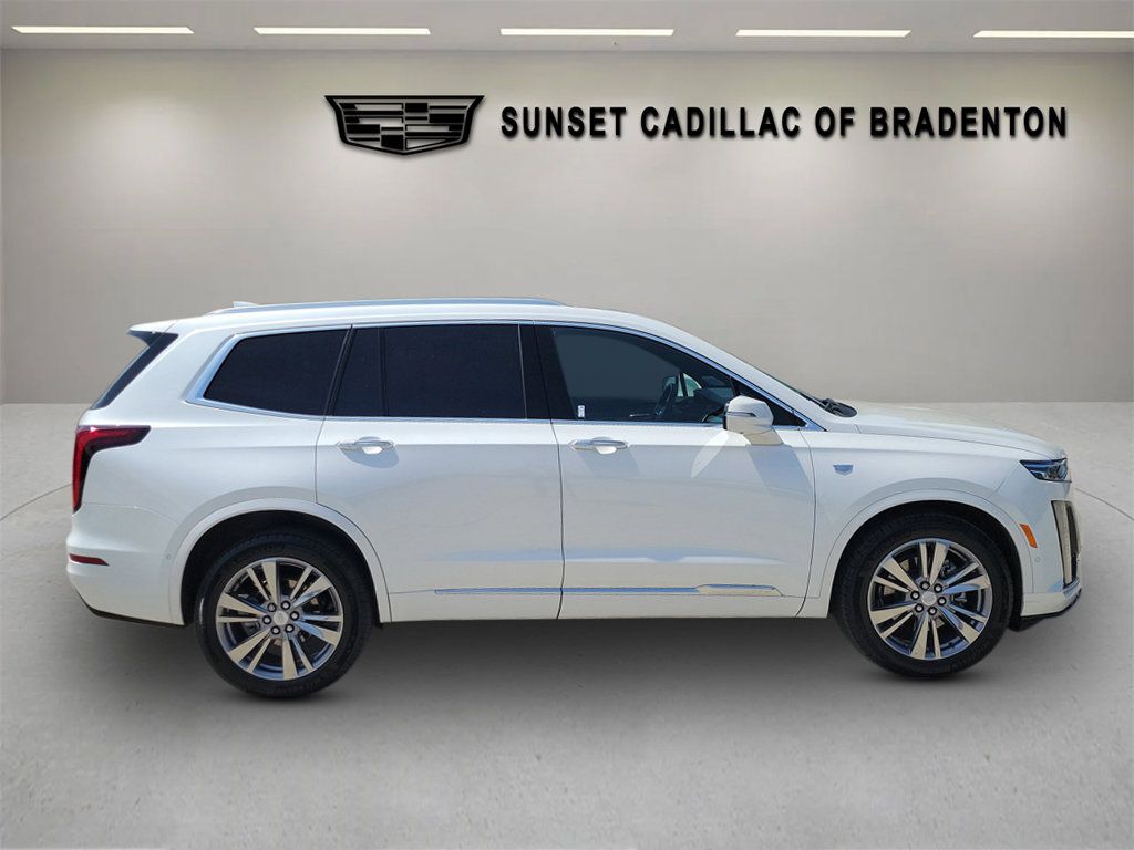 Certified 2025 Cadillac XT6 Premium Luxury w/ Platinum Package AWD/4WD image 3