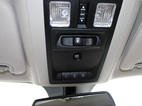 Used 2018 RAM 2500 Laramie w/ Convenience Group image 33