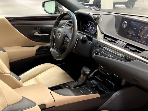 Used 2020 Lexus ES 350 w/ Premium Package FWD image 33
